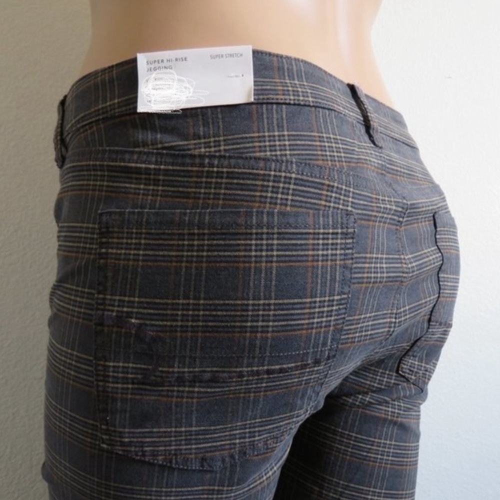 AMERICAN EAGLE Jeans Women’s Plaid Jegging Super Stretch Plus Size 24 Reg NWT